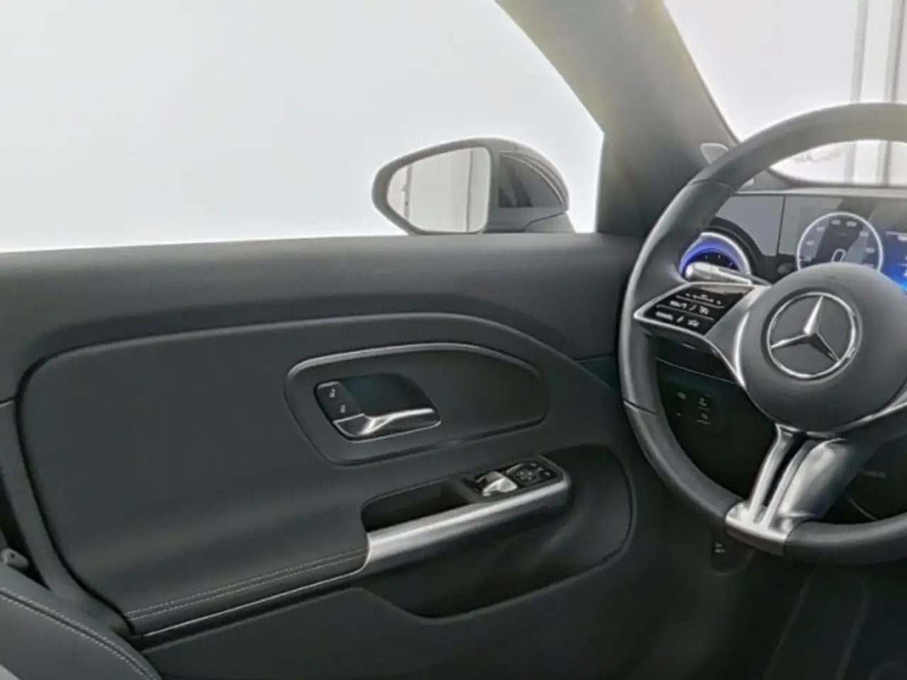 Mercedes-Benz CLA 250 10