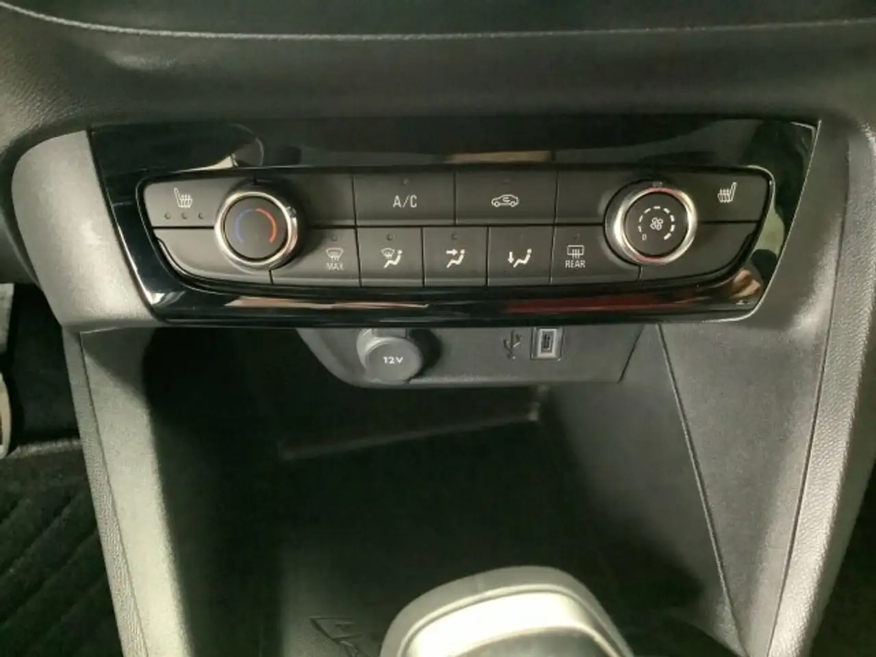 Opel Corsa 12