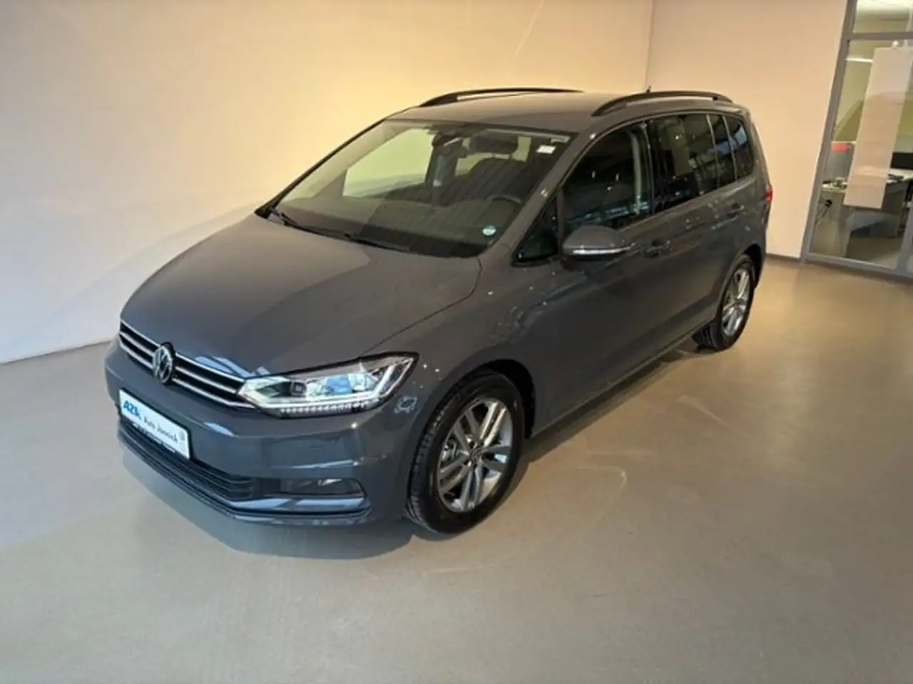 Volkswagen Touran 2