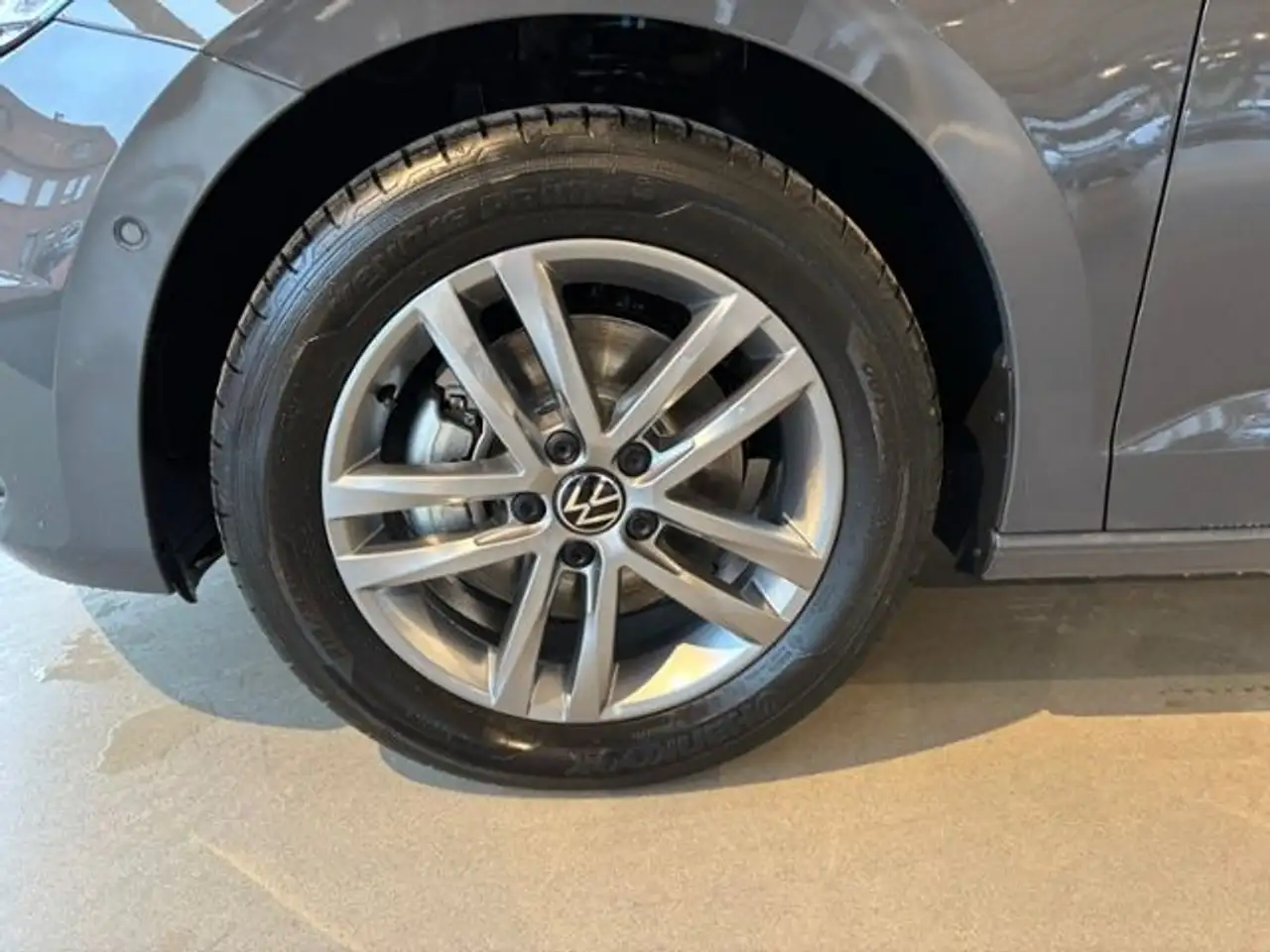 Volkswagen Touran 5