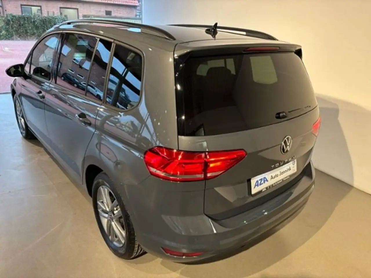 Volkswagen Touran 6