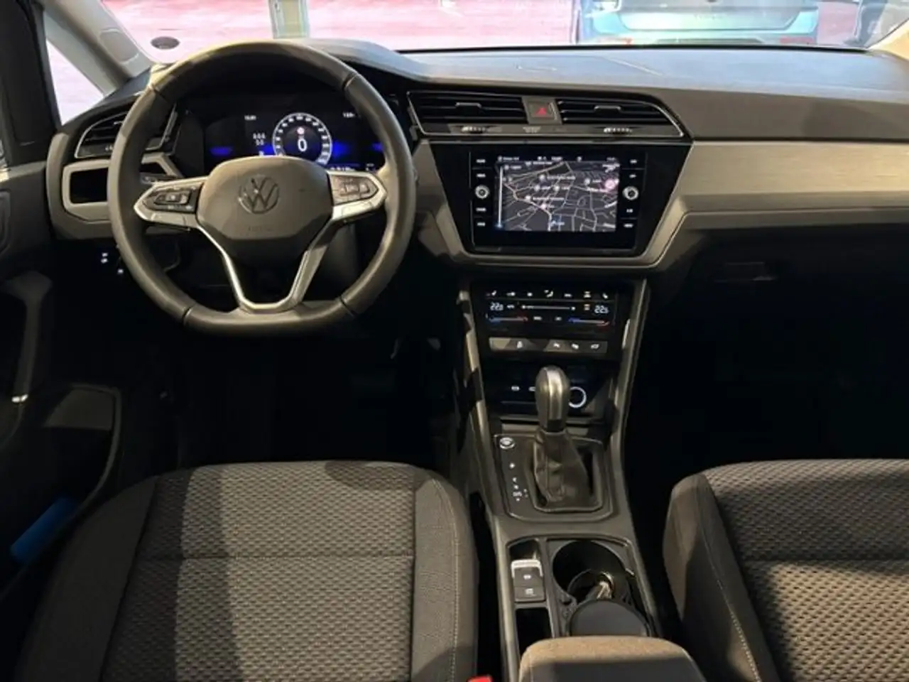 Volkswagen Touran 9