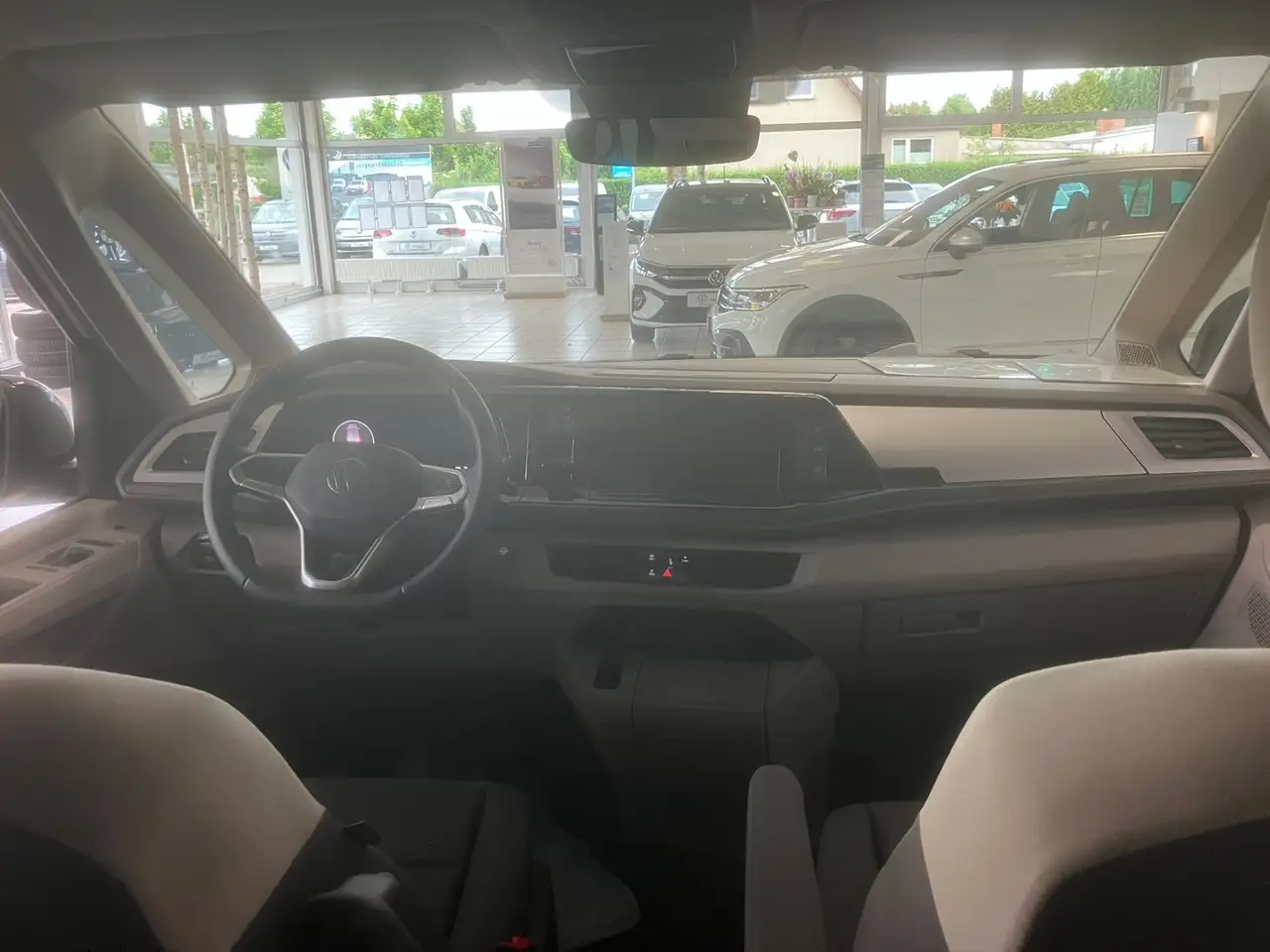 Volkswagen T7 California 8
