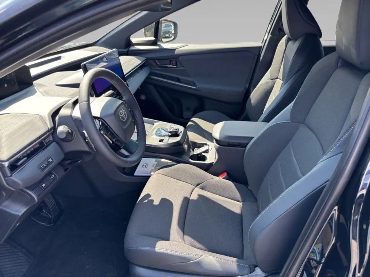 Toyota C-HR 10