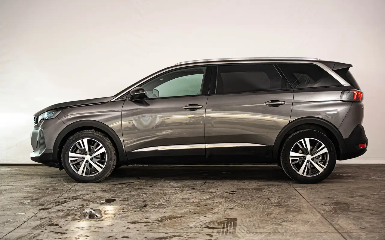 Peugeot 5008 2