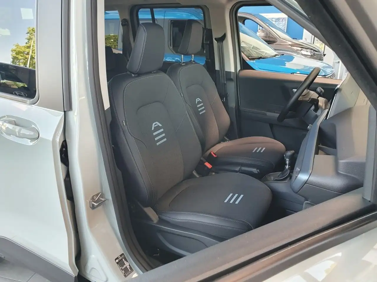 Ford Tourneo 7