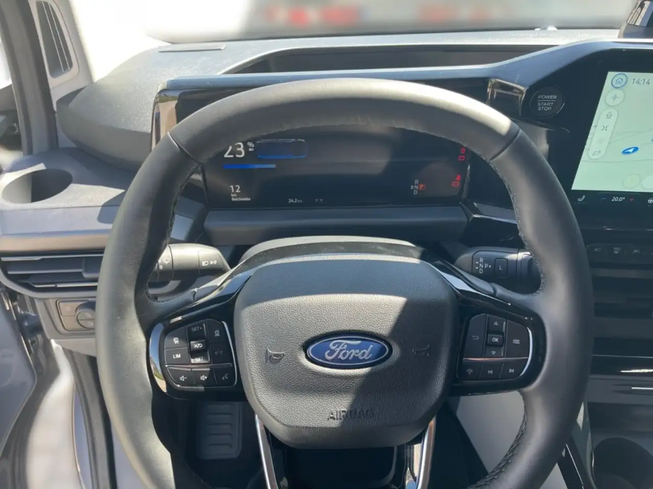 Ford Transit 8