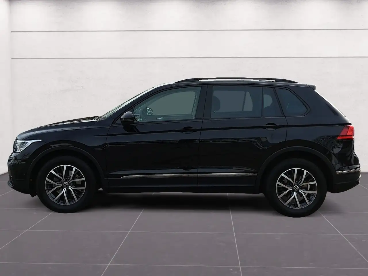 Volkswagen Tiguan 5