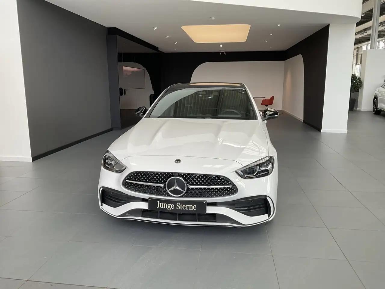 Mercedes-Benz C 180 2