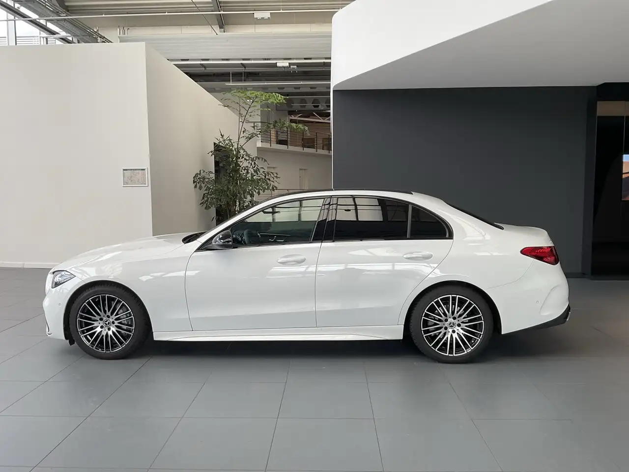 Mercedes-Benz C 180 7