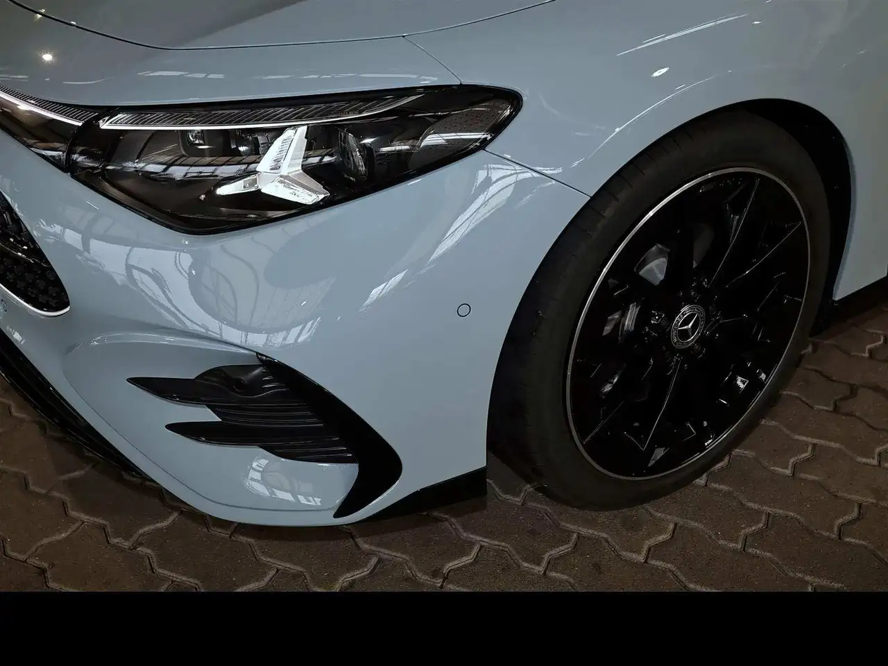 Mercedes-Benz CLA 200 3