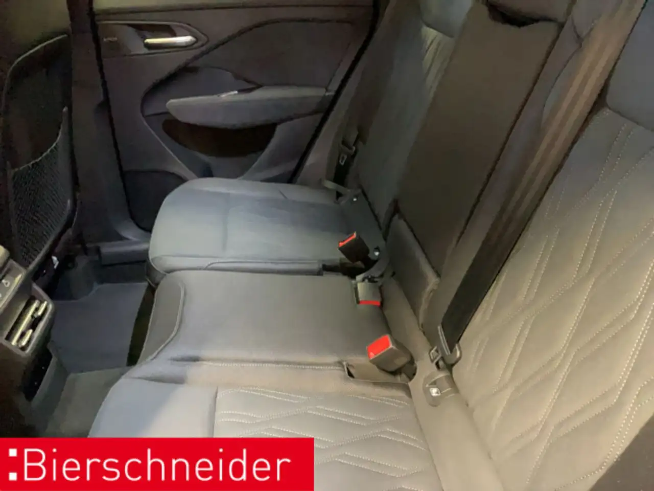 Audi Q3 14