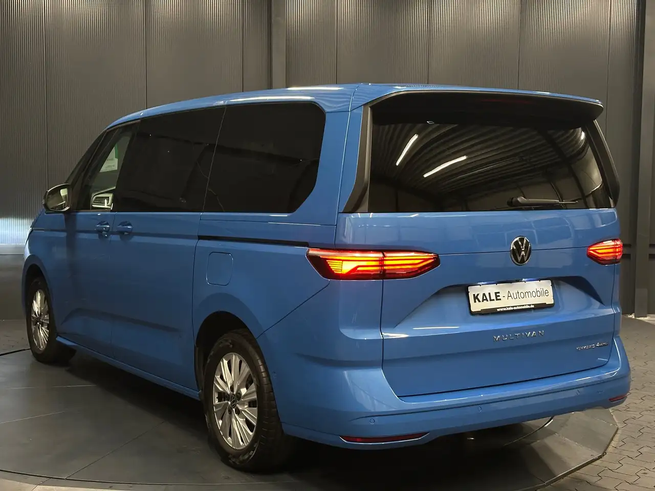 Volkswagen T7 Multivan 3