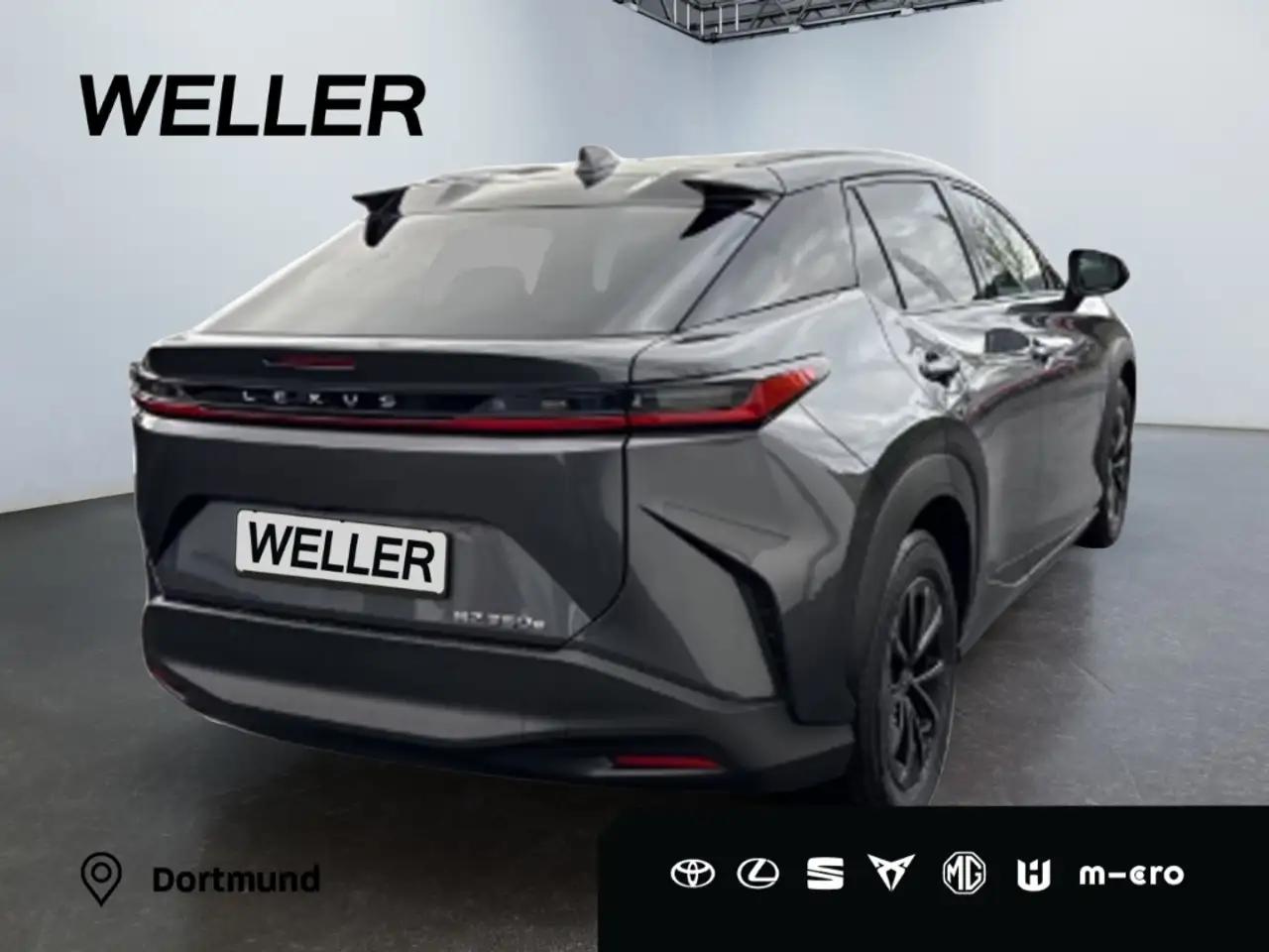 Lexus RZ 4