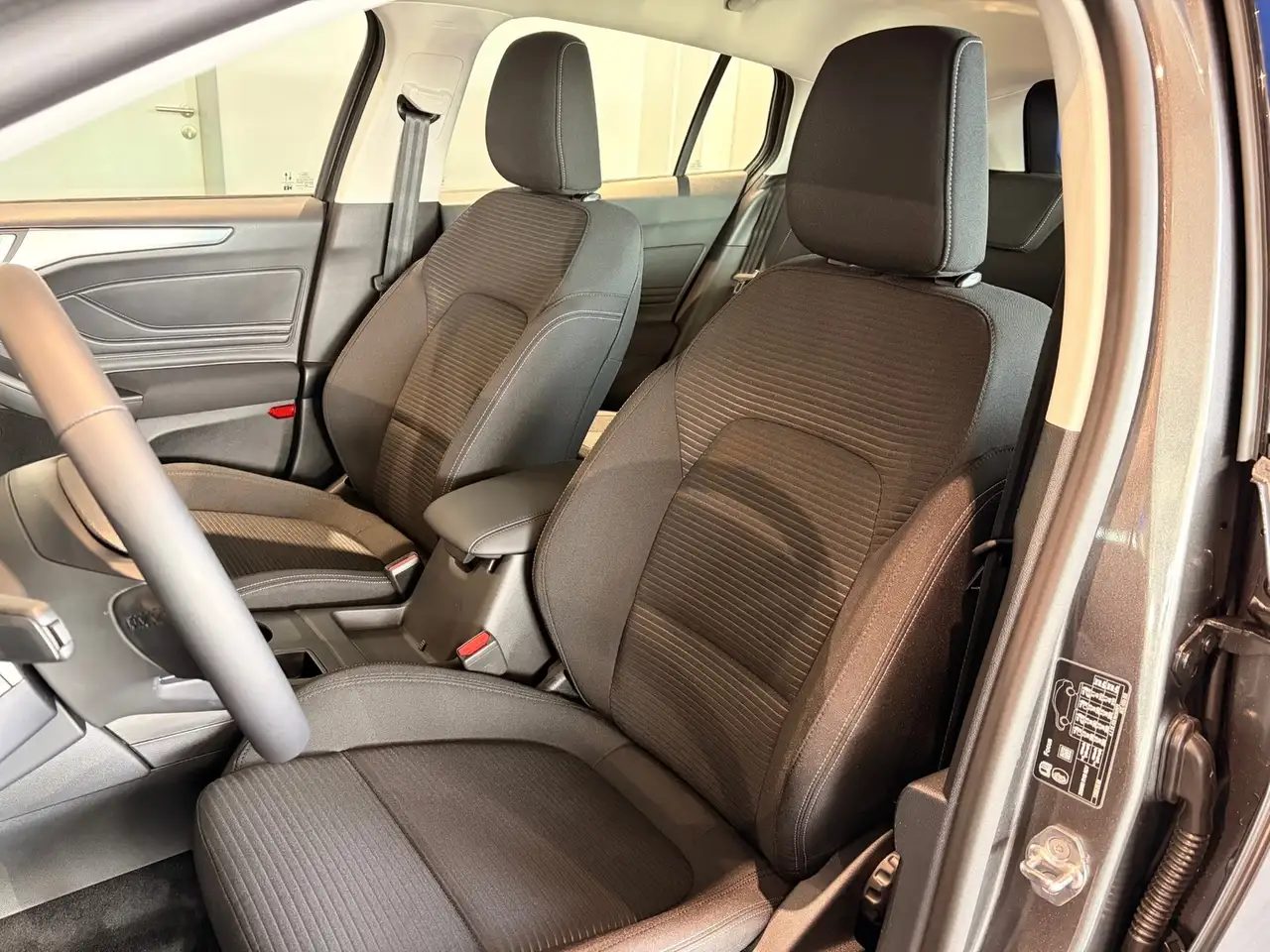 Ford Focus 16