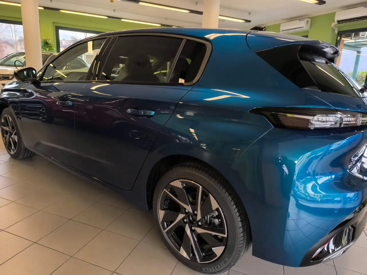 Peugeot 308 5