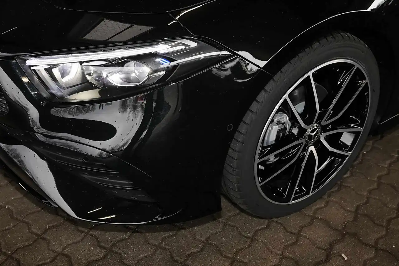 Mercedes-Benz A 180 3