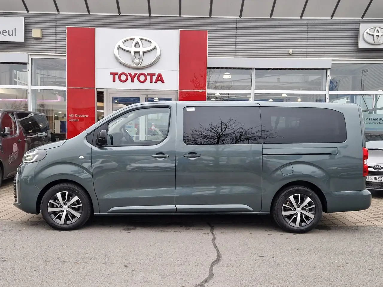 Toyota Proace 5
