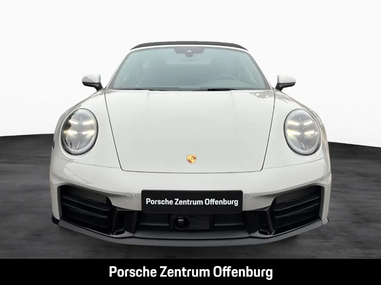 Porsche 992 8