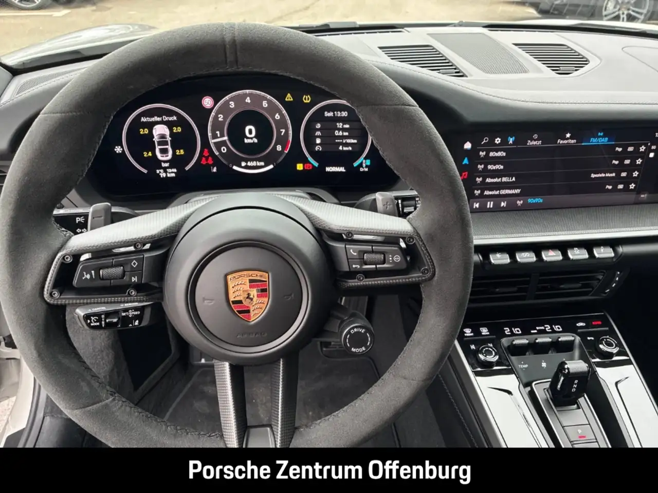 Porsche 992 11