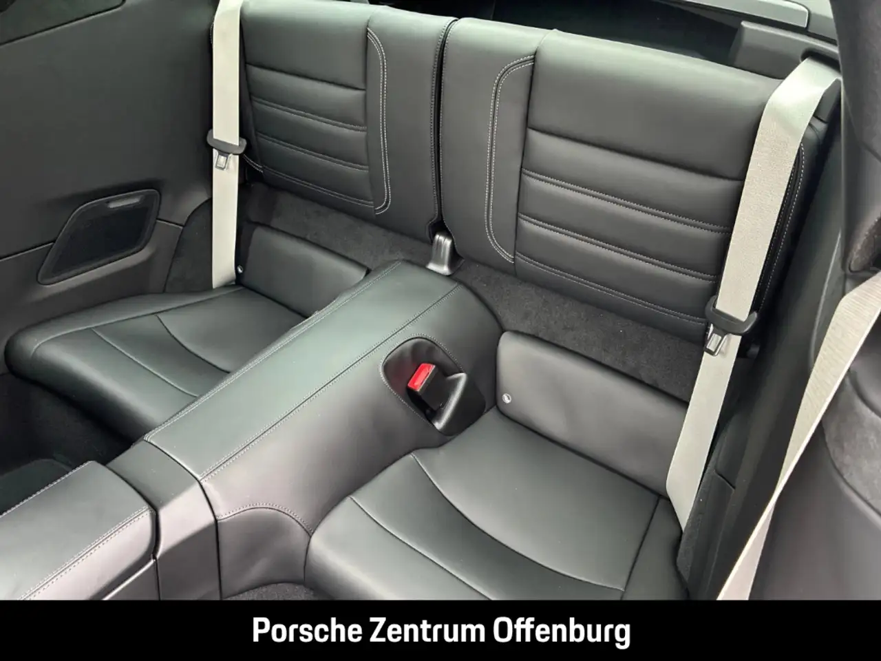 Porsche 992 12