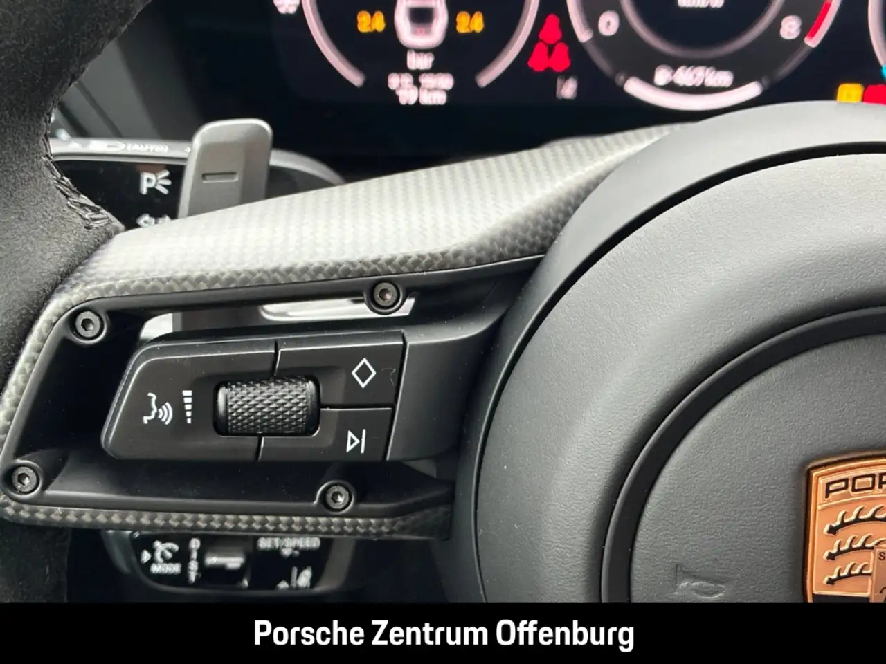 Porsche 992 15
