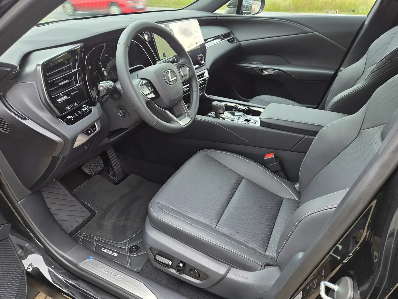 Lexus RX 5