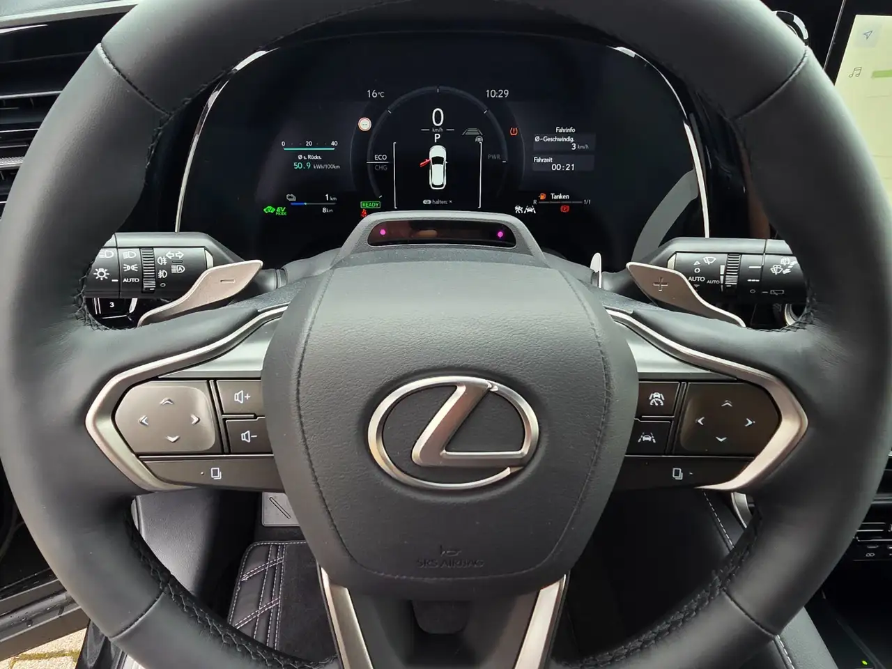 Lexus RX 10