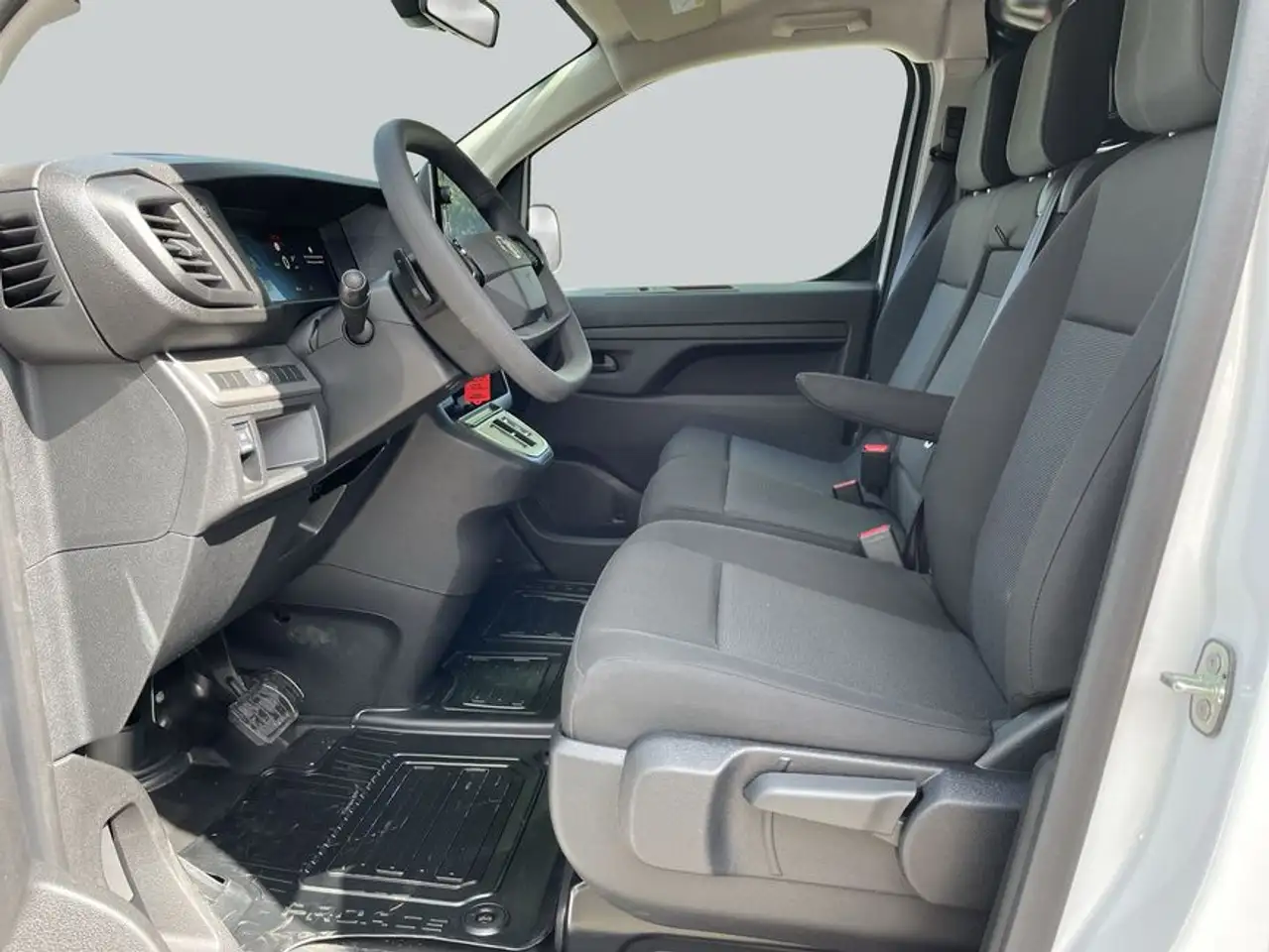 Toyota Proace 9