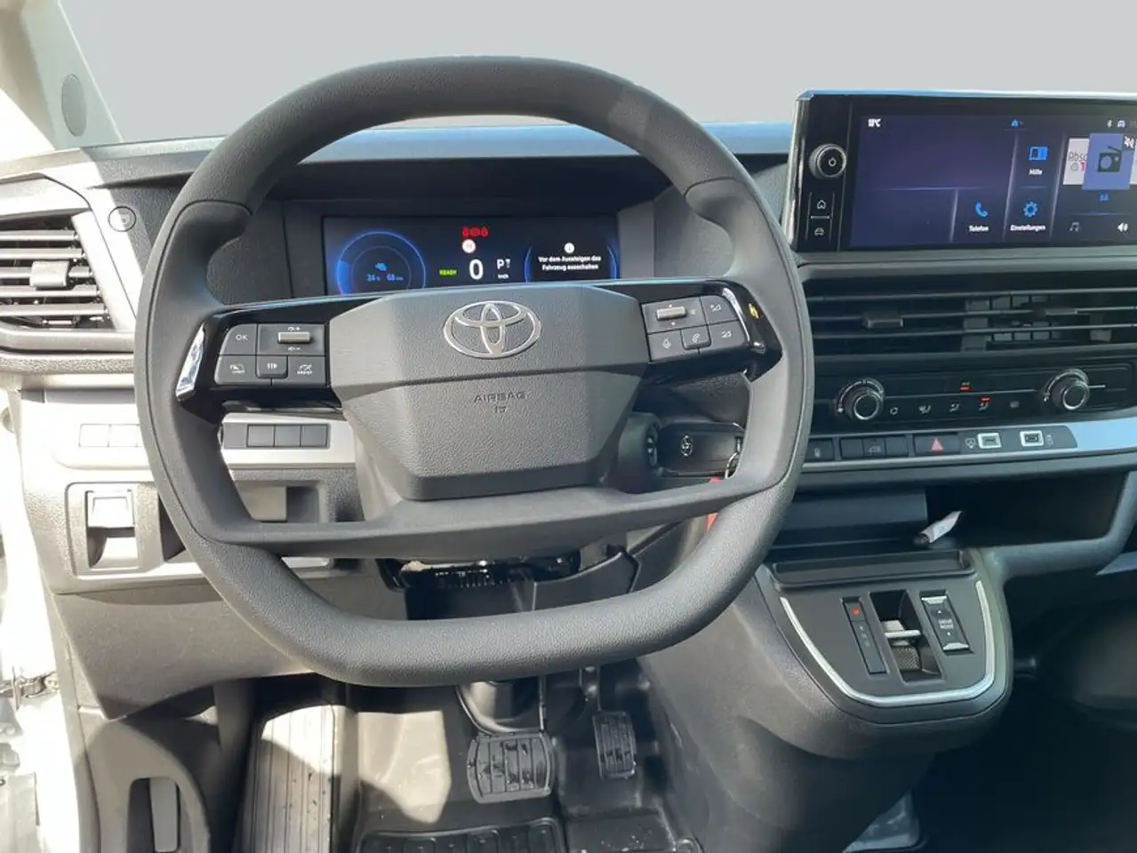 Toyota Proace 12