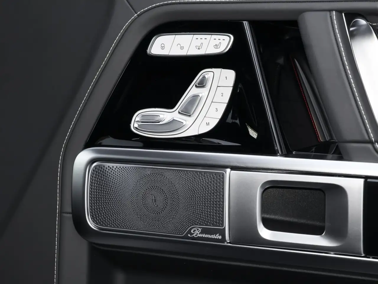 Mercedes-Benz G 63 8