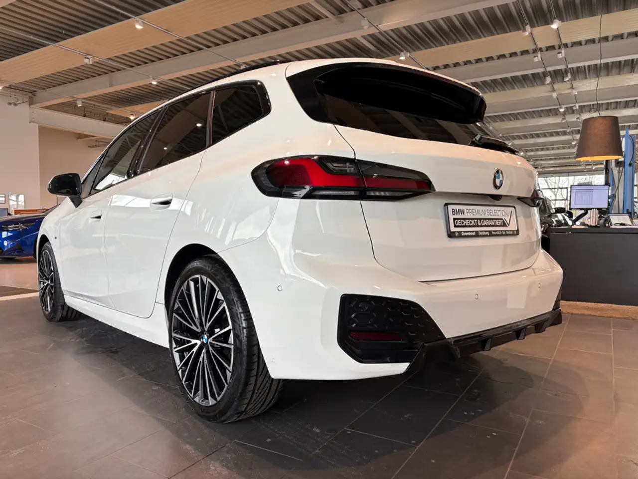 BMW 218 i 4