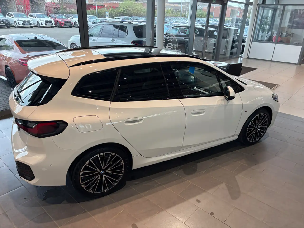 BMW 218 i 6