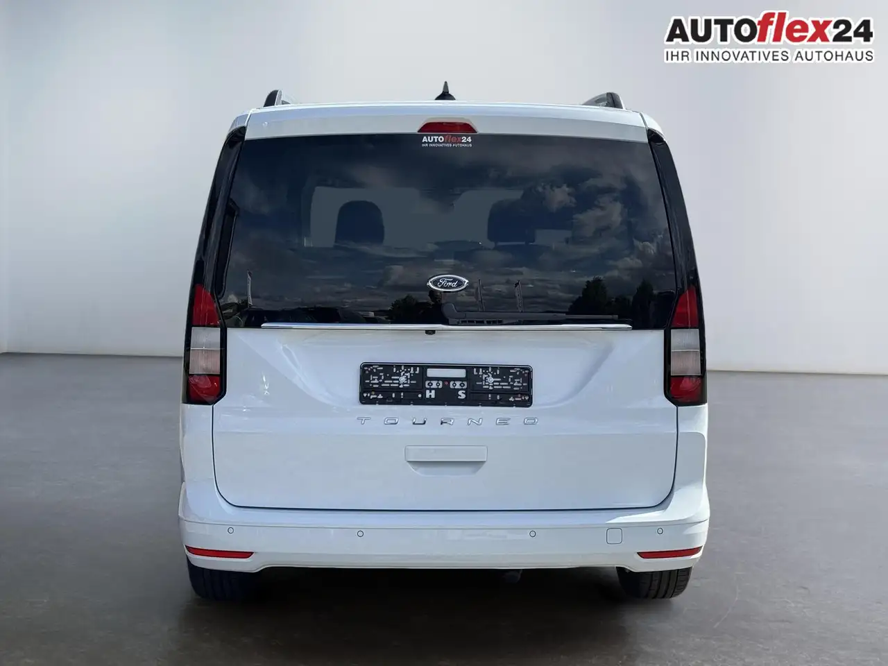 Ford Tourneo 4