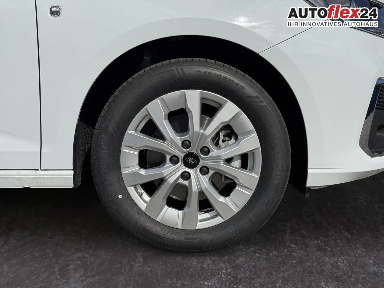 Ford Tourneo 9