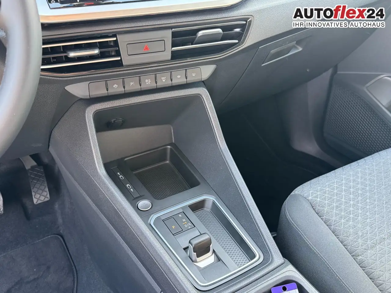 Ford Tourneo 16