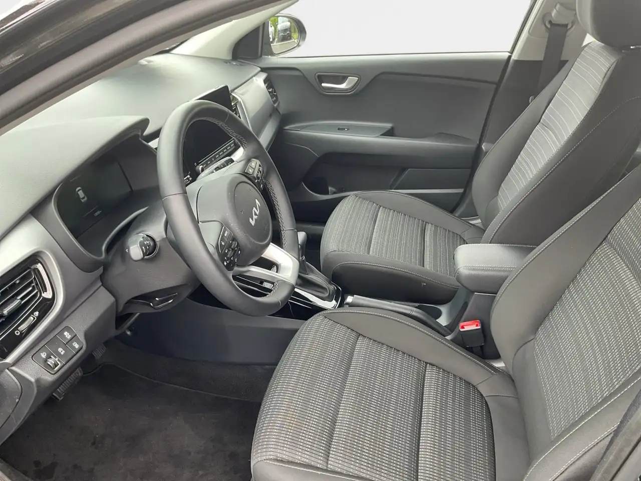Kia Stonic 8