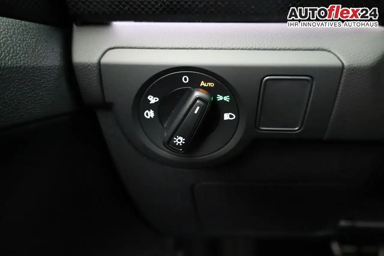 Volkswagen T-Cross 8