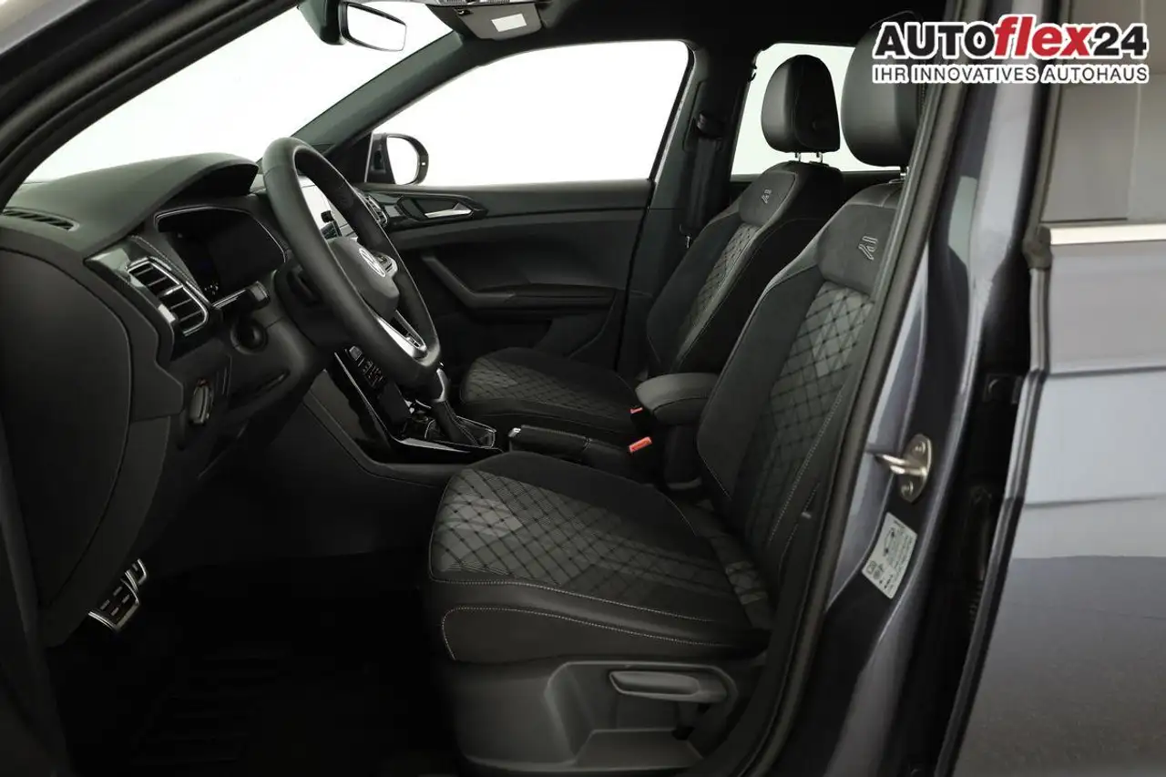 Volkswagen T-Cross 9