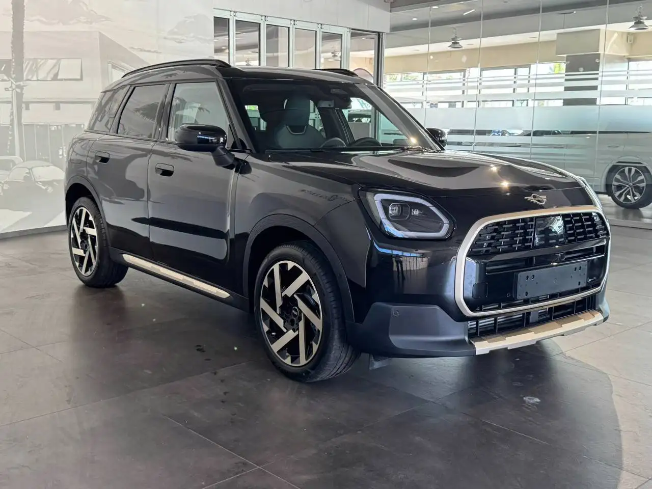 Mini Countryman 3