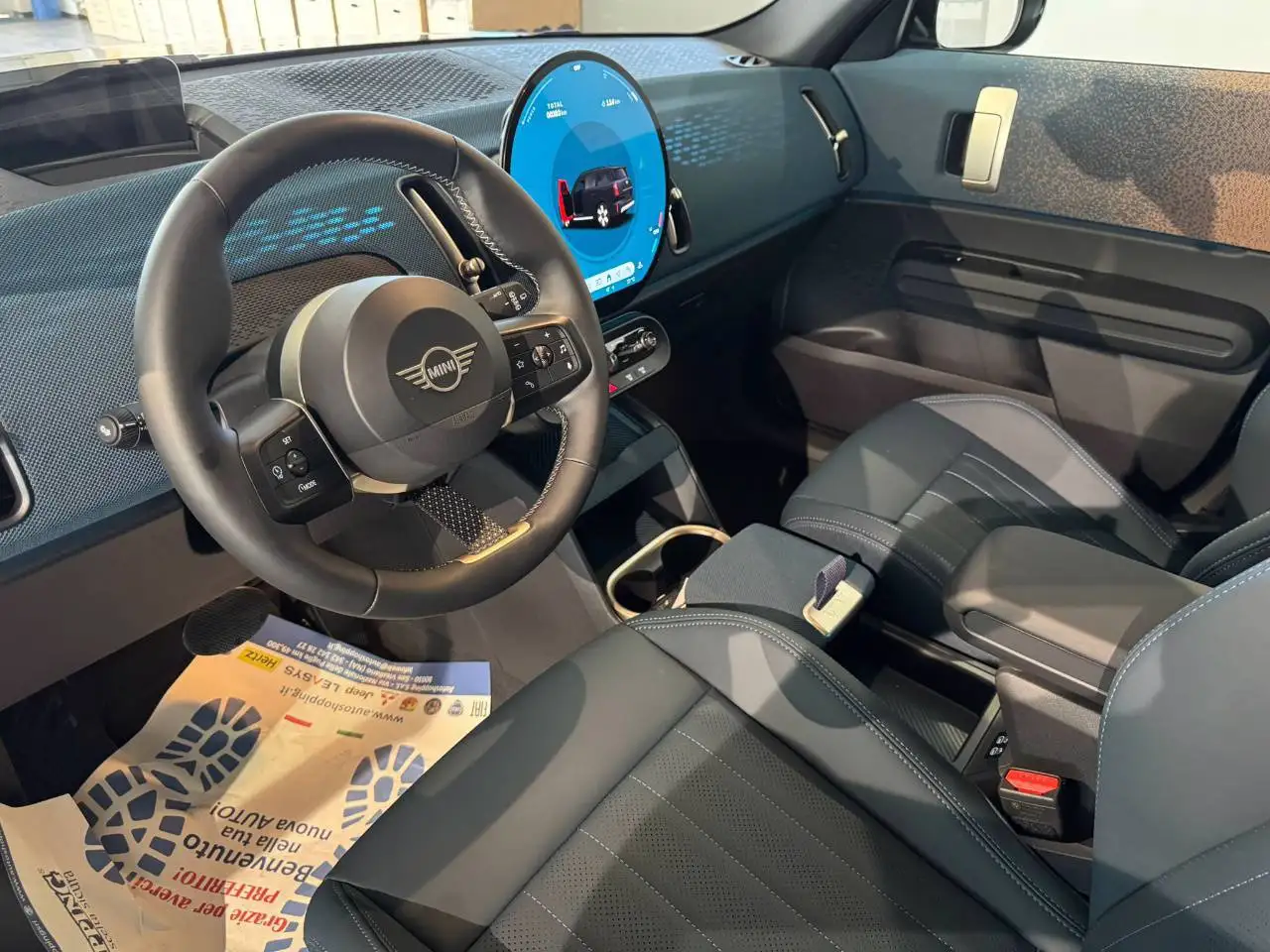 Mini Countryman 6