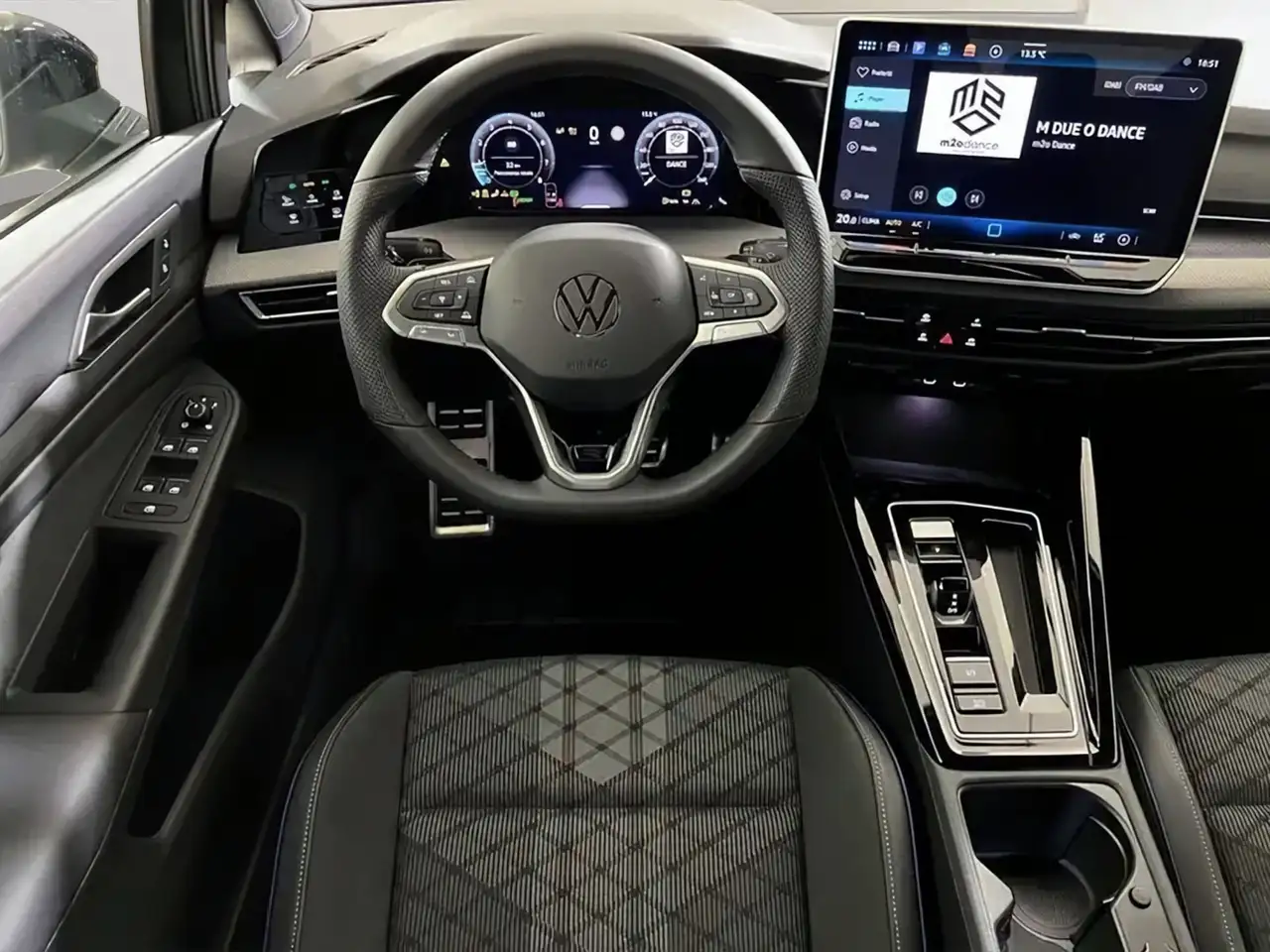 Volkswagen Golf 9