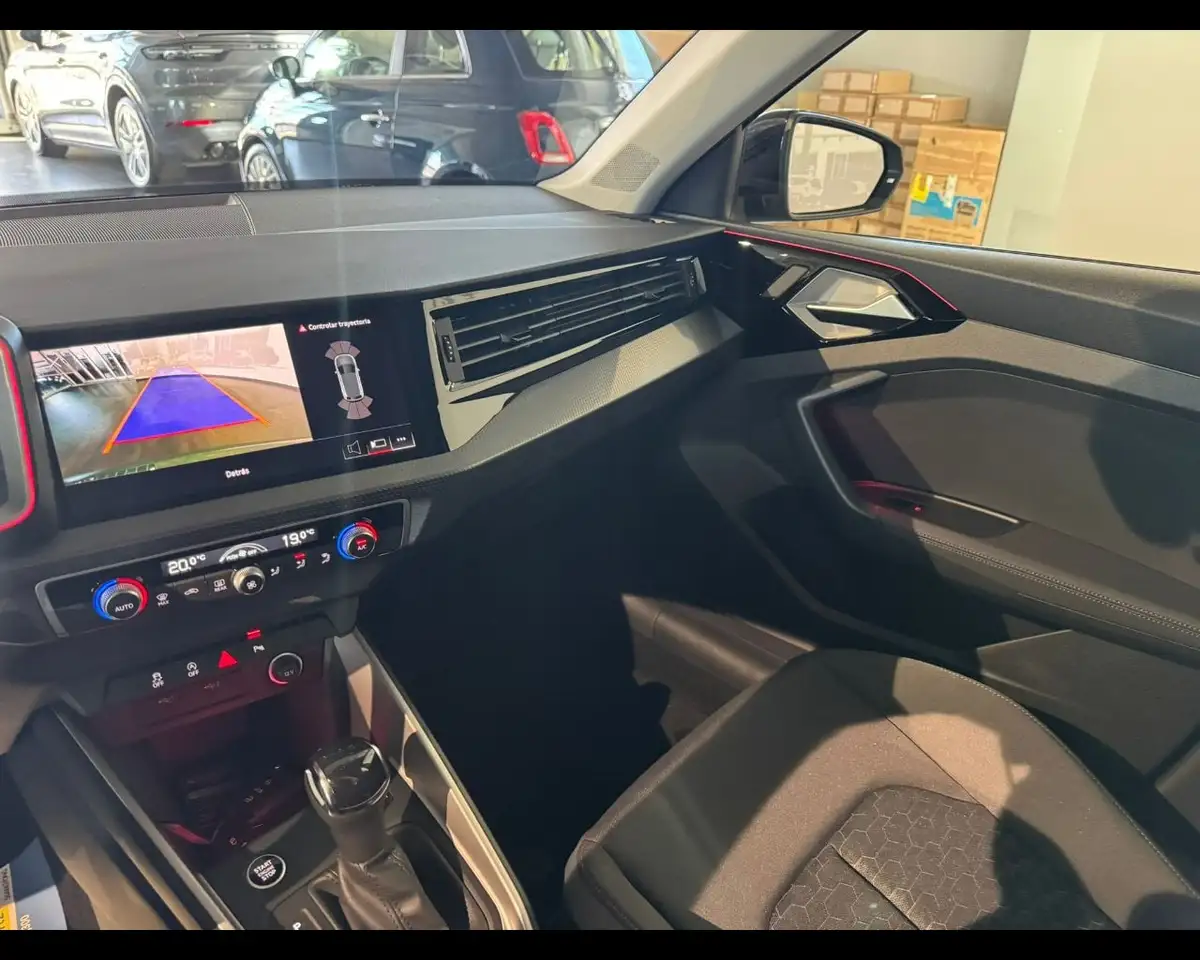 Audi A1 9