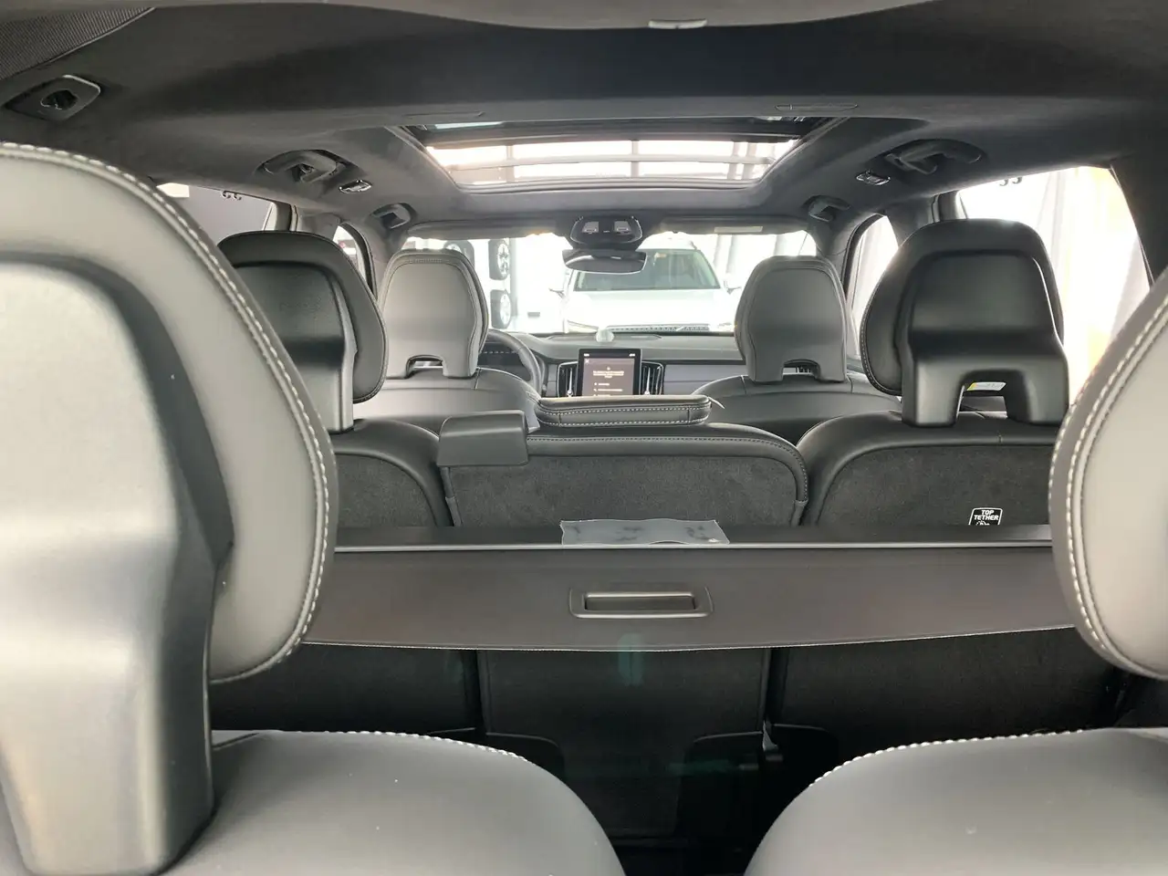 Volvo XC90 11