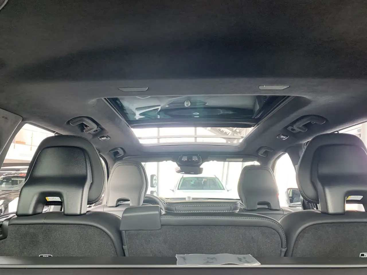 Volvo XC90 12