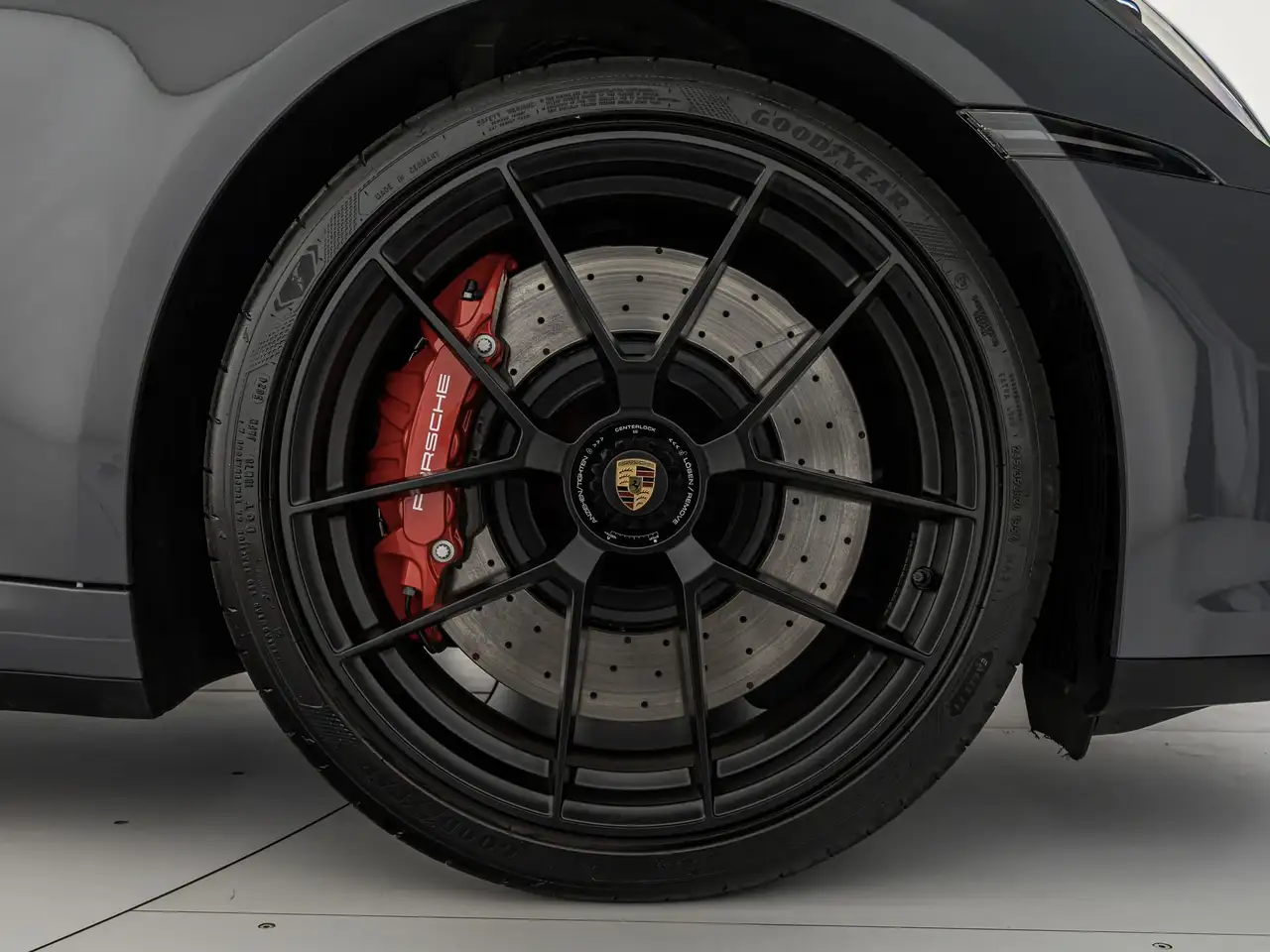 Porsche Targa 9