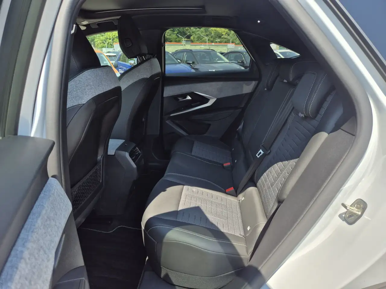 Peugeot 3008 7