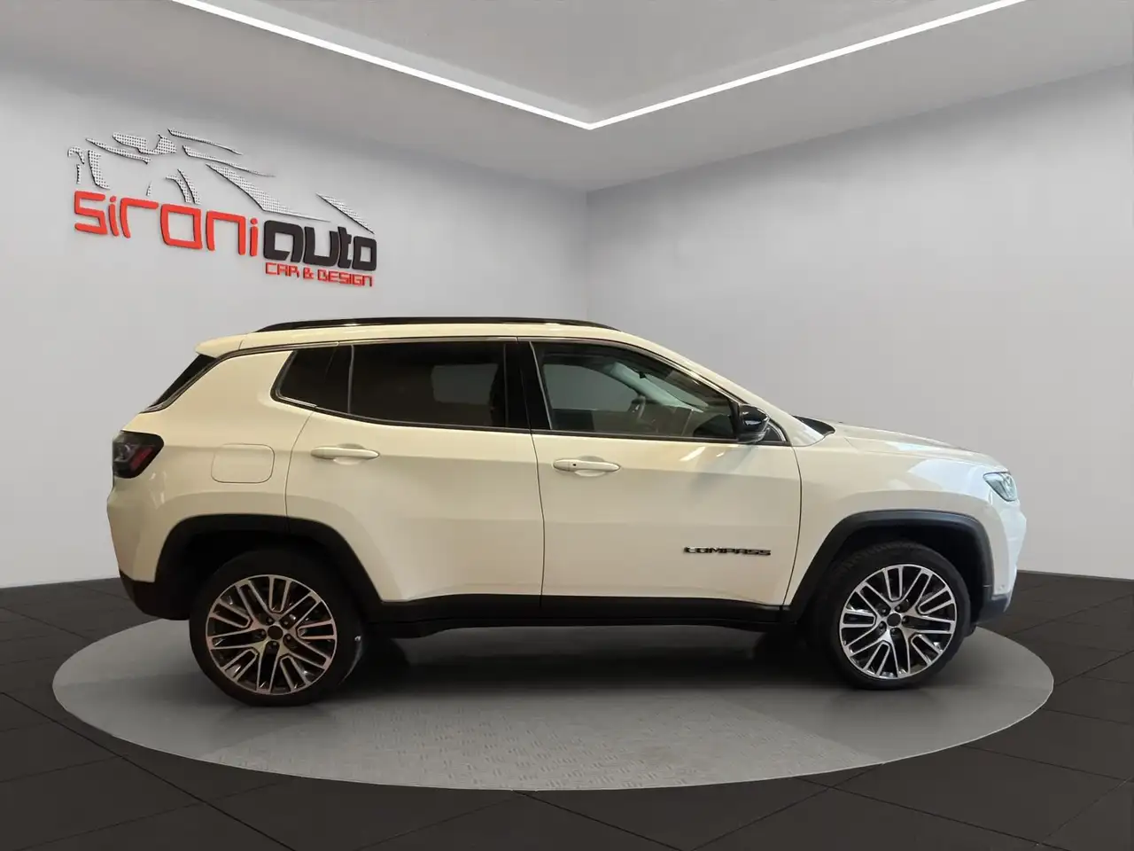 Jeep Compass 9