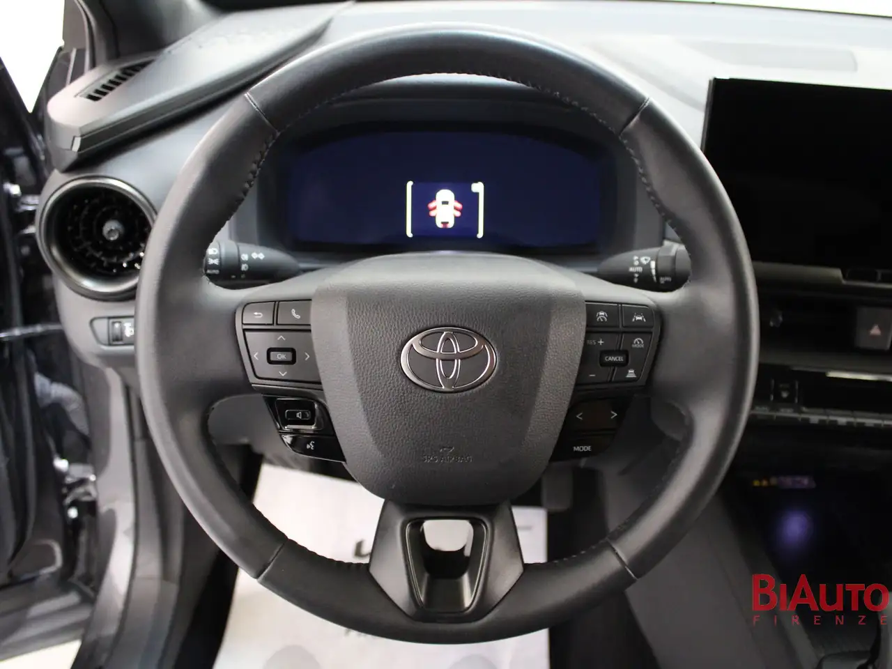 Toyota C-HR 11