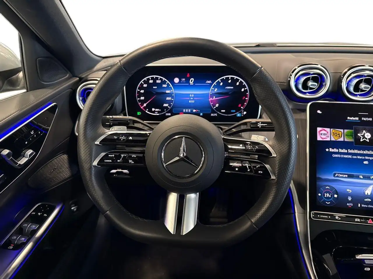 Mercedes-Benz C 200 11
